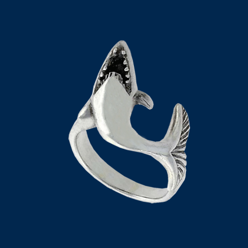 Hai - Kopf flach am Finger anliegend